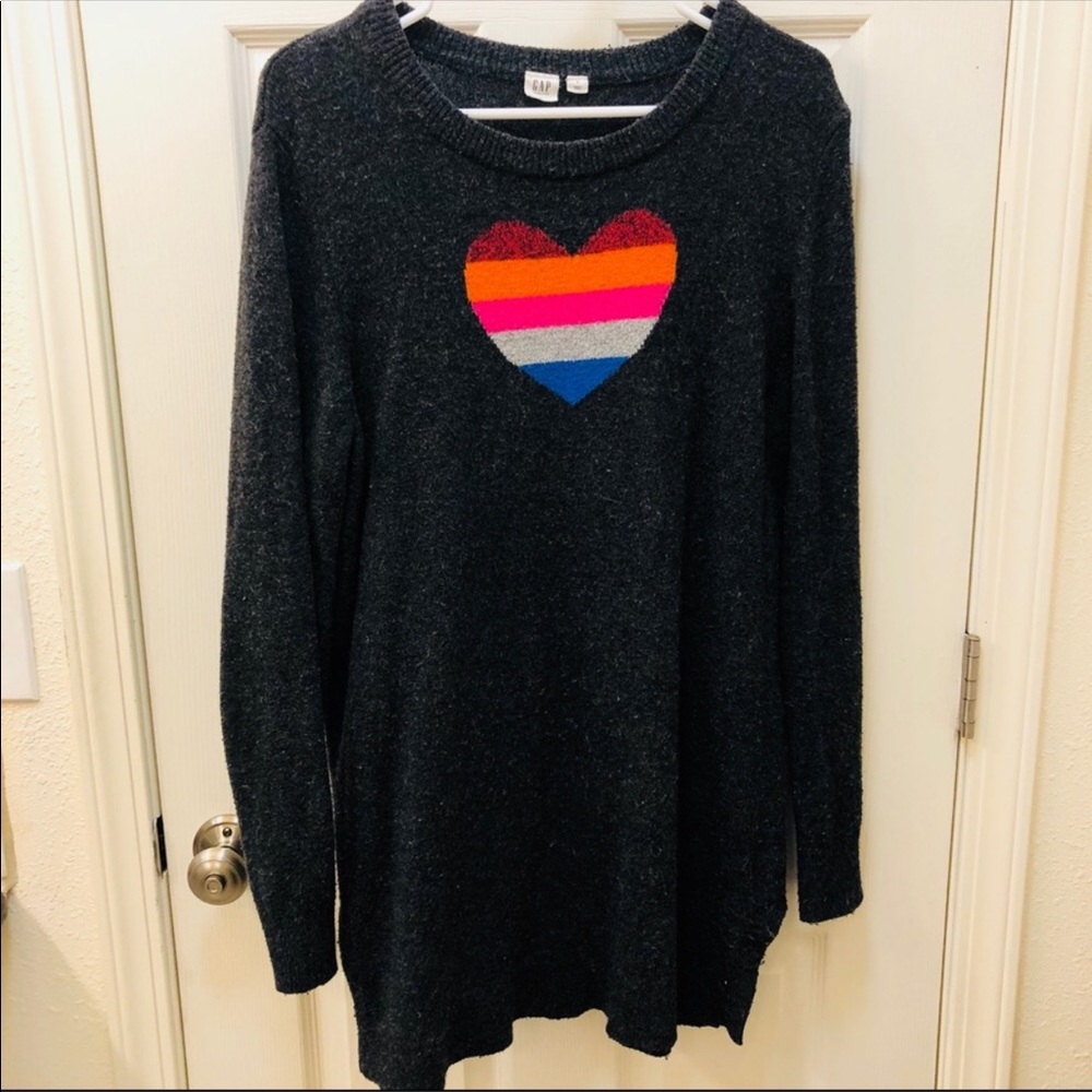 GAP Heart Maternity Tunic Sweater